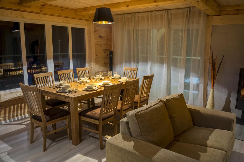 Hapsal Holiday Homes Pokoj fotografie